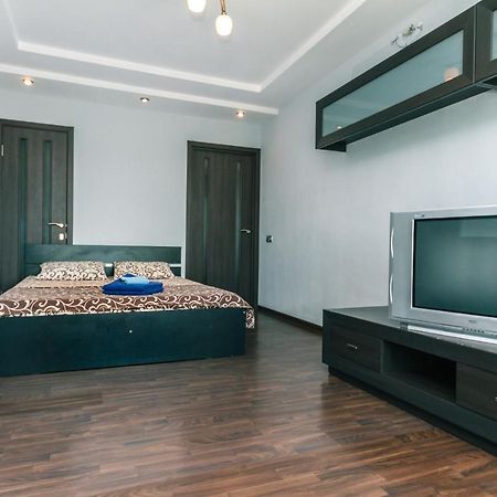 Apartments On Henerala Zhmachenka كييف المظهر الخارجي الصورة