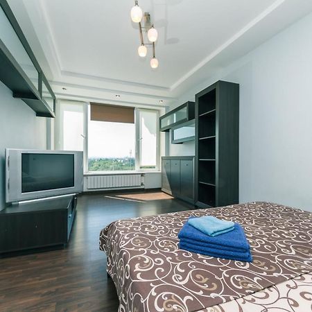 Apartments On Henerala Zhmachenka كييف المظهر الخارجي الصورة